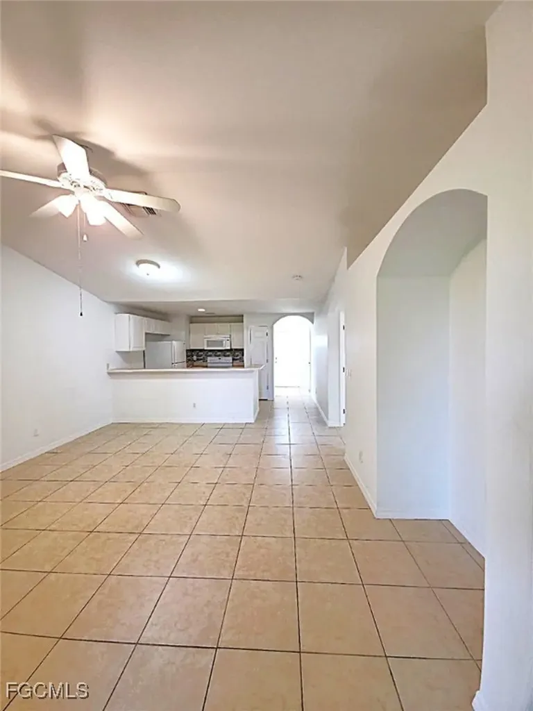 2211 NE 15th Lane Cape Coral FL 33909