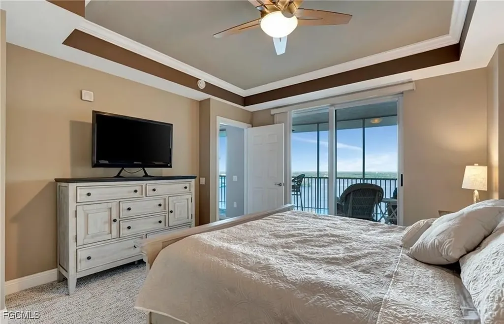 2745 1st Street Fort Myers FL 33916