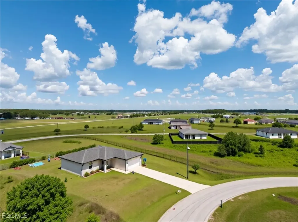 9048 Lamkin Circle Labelle FL 33935