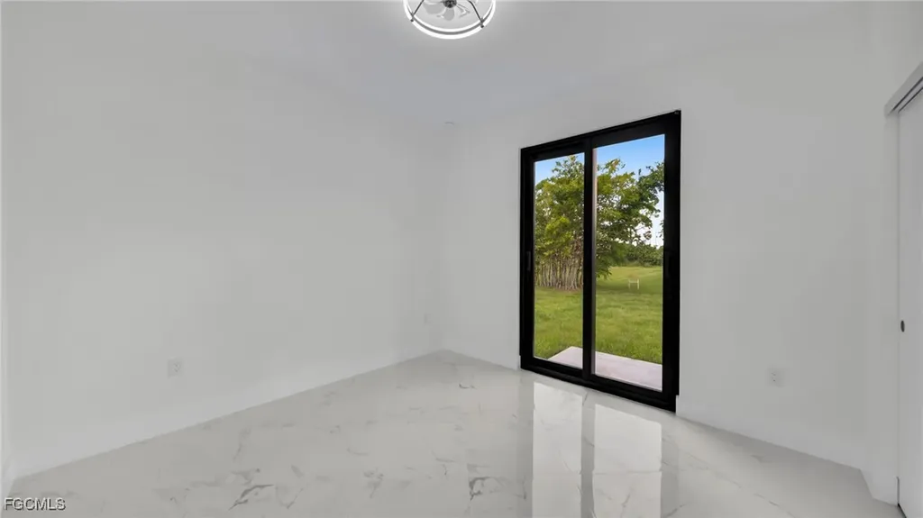 1229 NE 41st Street Cape Coral FL 33909