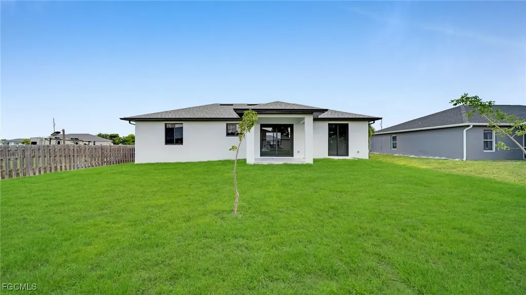 1229 NE 41st Street Cape Coral FL 33909