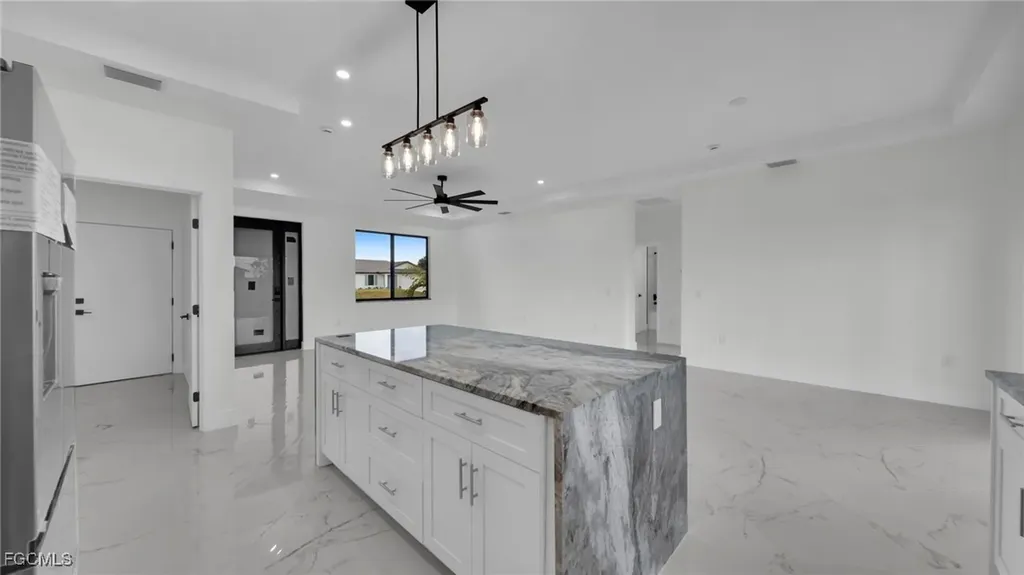 1229 NE 41st Street Cape Coral FL 33909