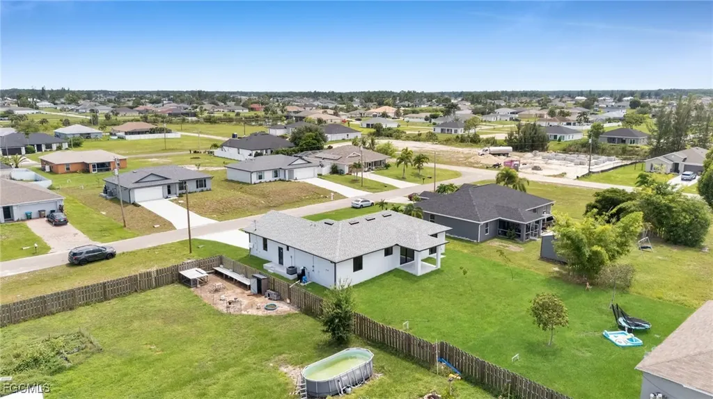 1229 NE 41st Street Cape Coral FL 33909