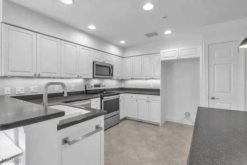 13121 Pebblebrook Point Circle Fort Myers FL 33905