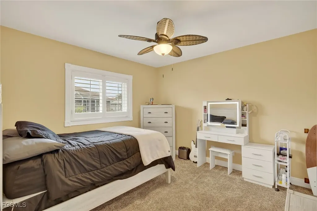 2820 SW 29th Place Cape Coral FL 33914