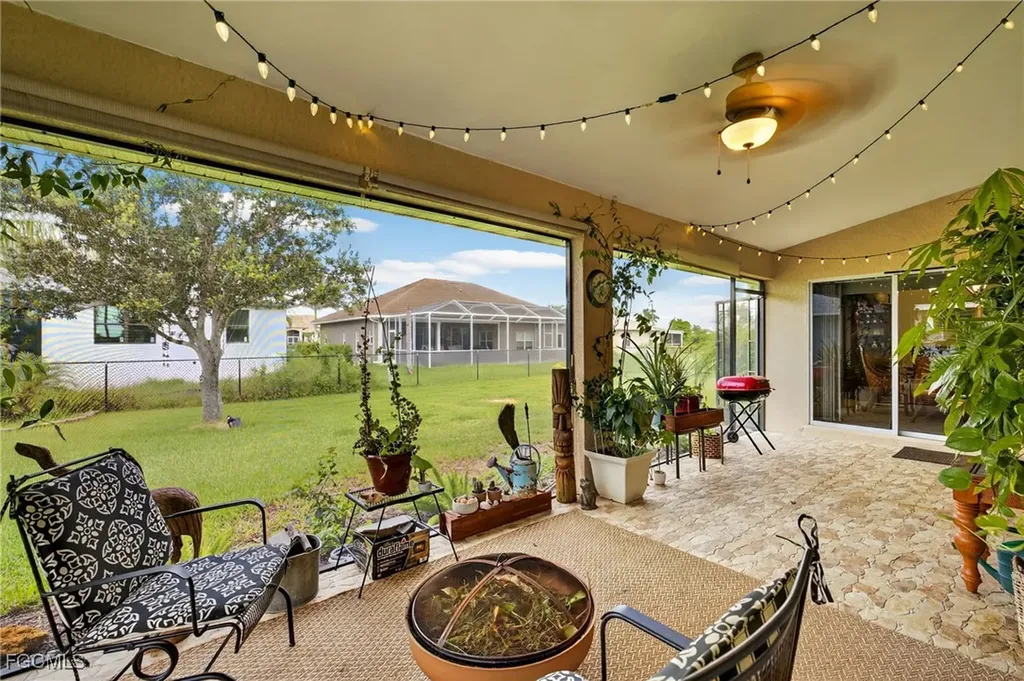 2820 SW 29th Place Cape Coral FL 33914