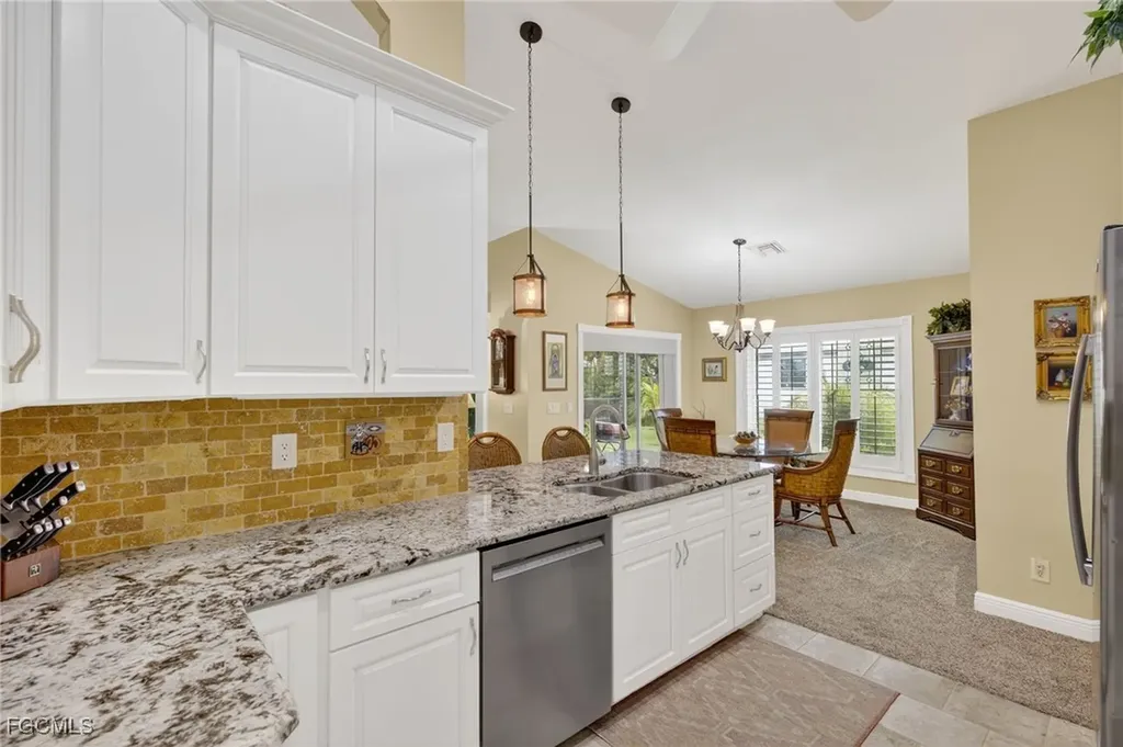 2820 SW 29th Place Cape Coral FL 33914