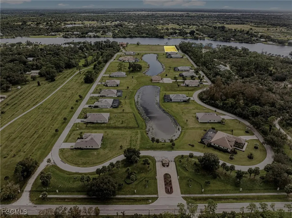 17109 Serengeti Circle Alva FL 33920