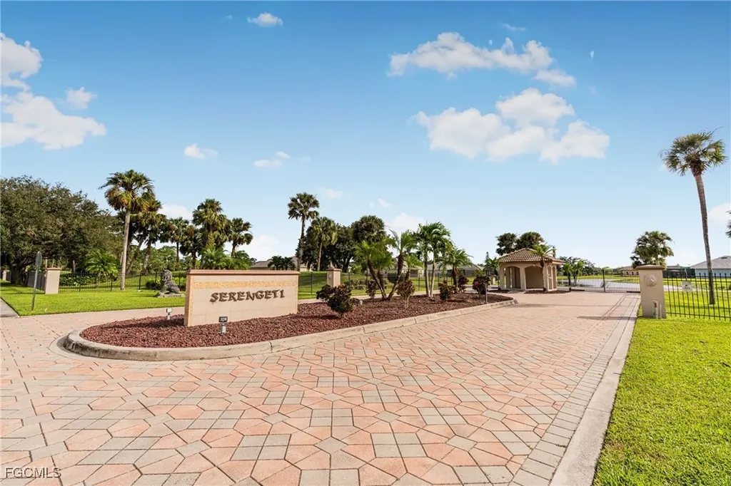 17109 Serengeti Circle Alva FL 33920