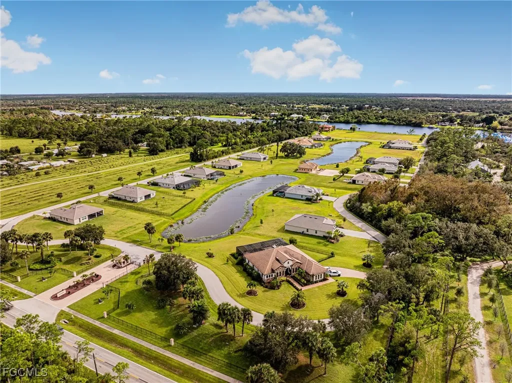 17109 Serengeti Circle Alva FL 33920