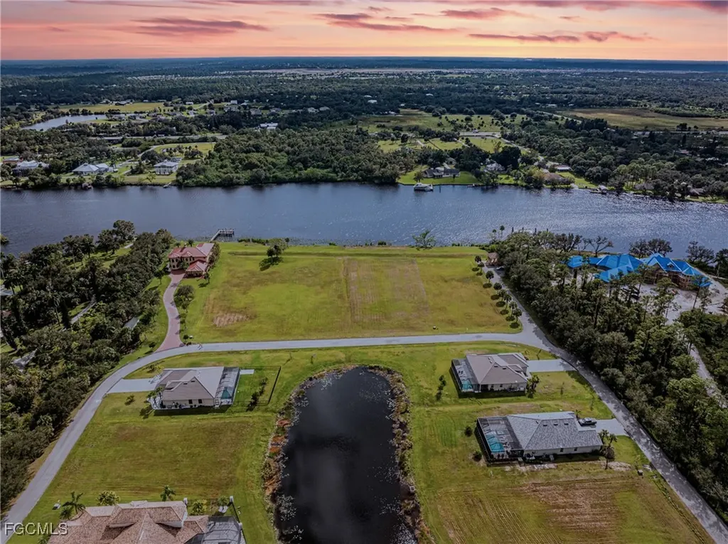 17109 Serengeti Circle Alva FL 33920