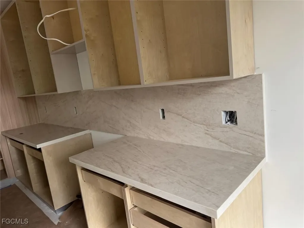 2217 Jefferson Avenue Alva FL 33920