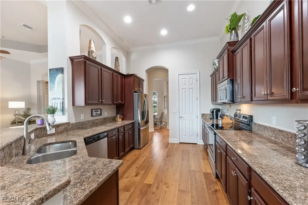 13090 Milford Place Fort Myers FL 33913