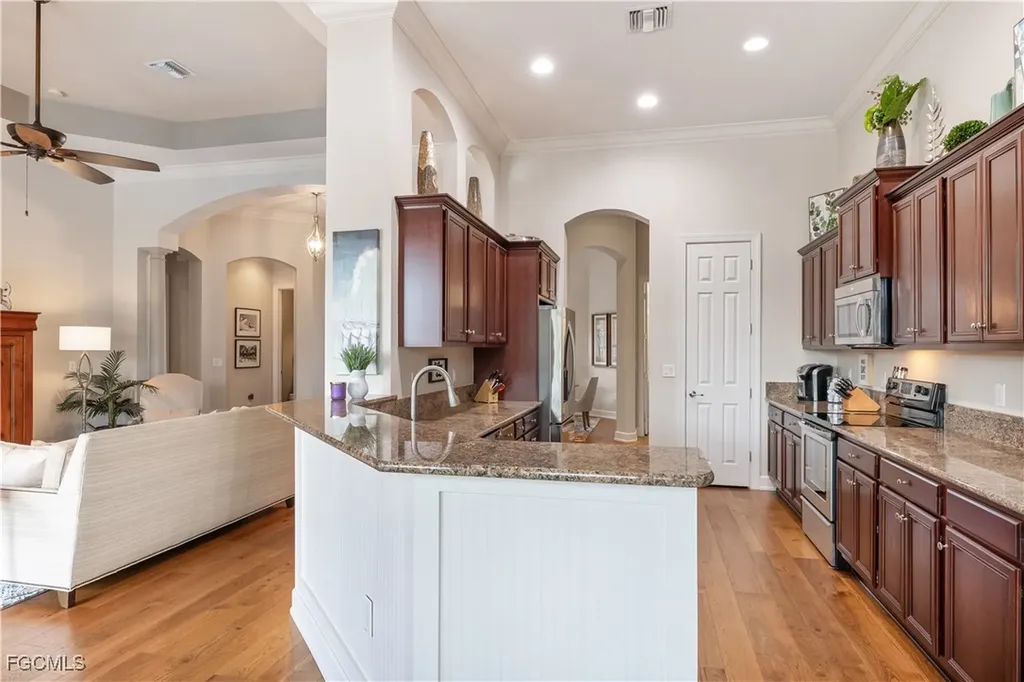 13090 Milford Place Fort Myers FL 33913