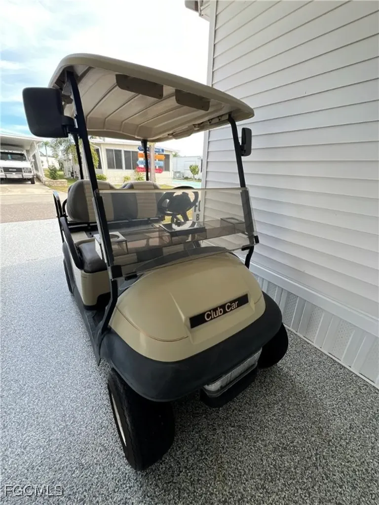 290 Valencia Drive Fort Myers FL 33905