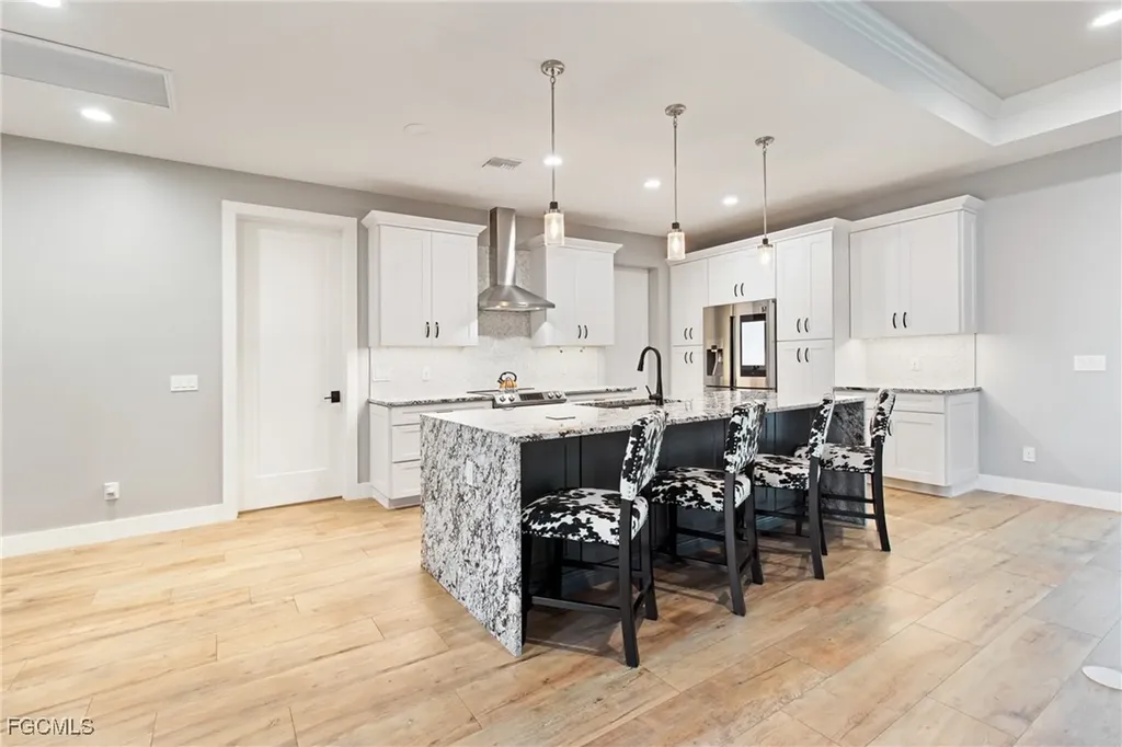 1418 SW 1st Place Cape Coral FL 33991