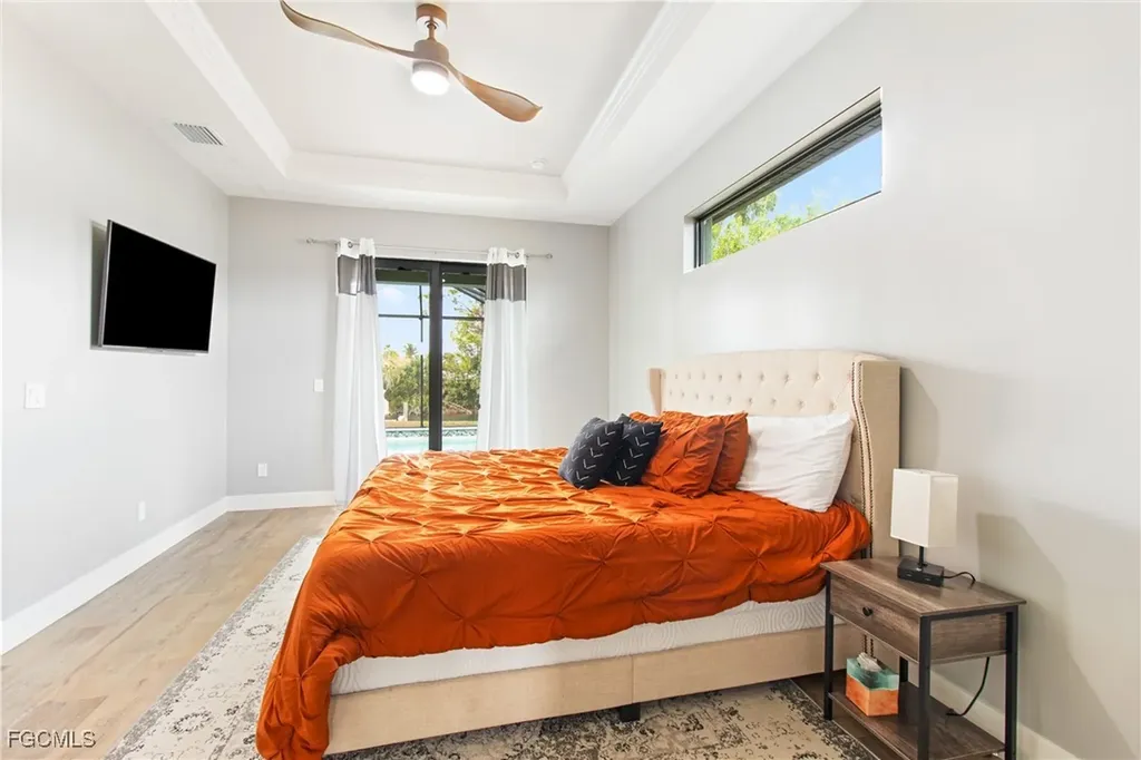 1418 SW 1st Place Cape Coral FL 33991