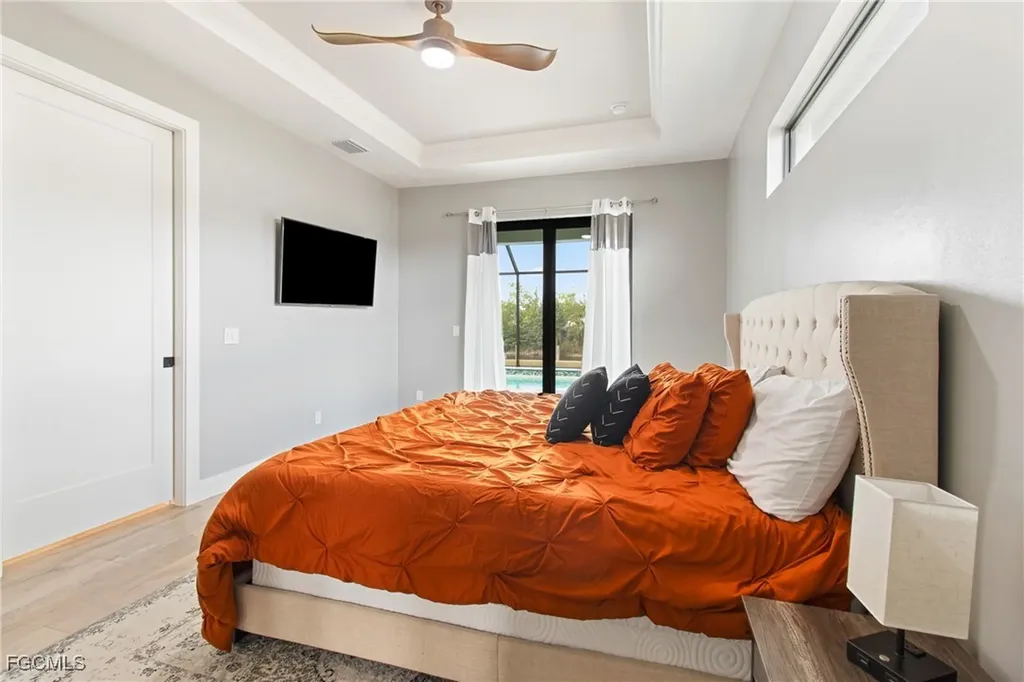 1418 SW 1st Place Cape Coral FL 33991