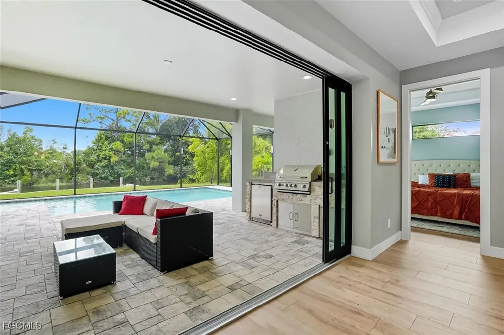 1418 SW 1st Place Cape Coral FL 33991