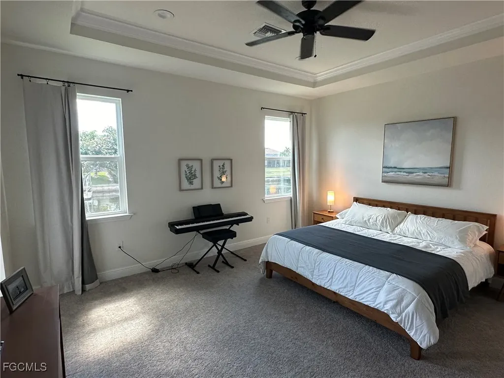 926 SE 23rd Place Cape Coral FL 33990