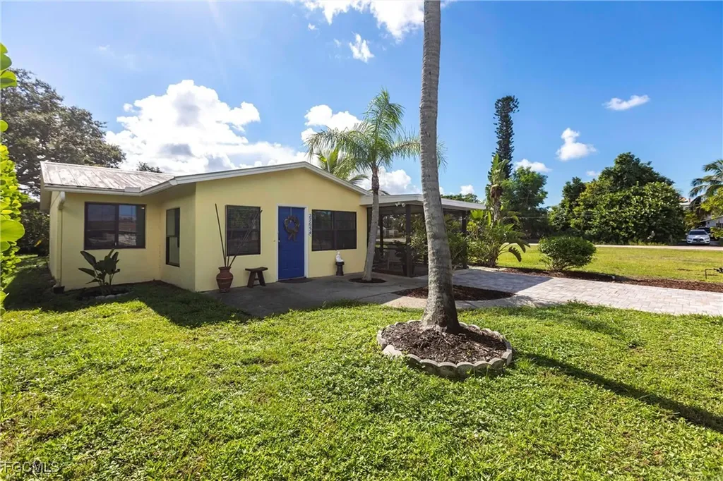 27654 Franklin Street Bonita Springs FL 34134