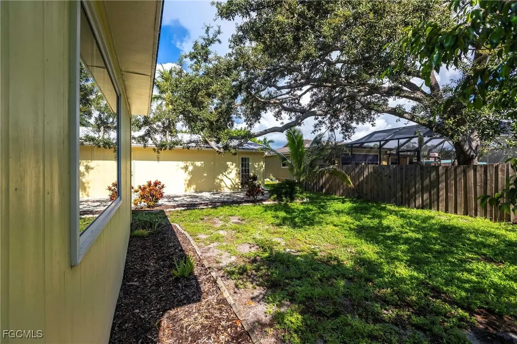 27654 Franklin Street Bonita Springs FL 34134