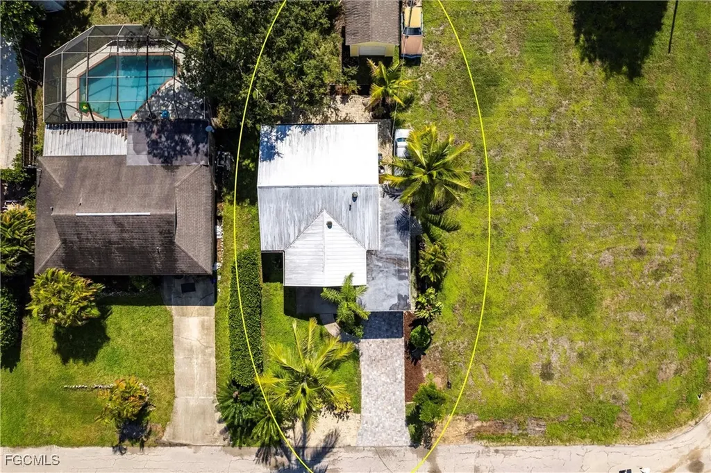 27654 Franklin Street Bonita Springs FL 34134