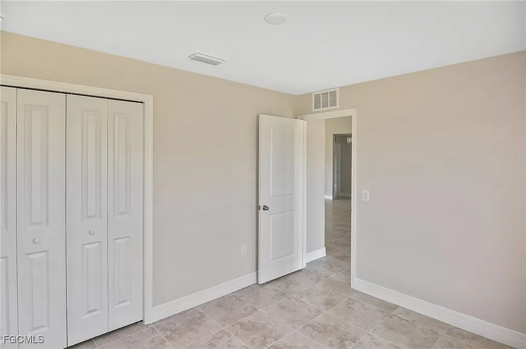 1820 NW 21st Street Cape Coral FL 33993