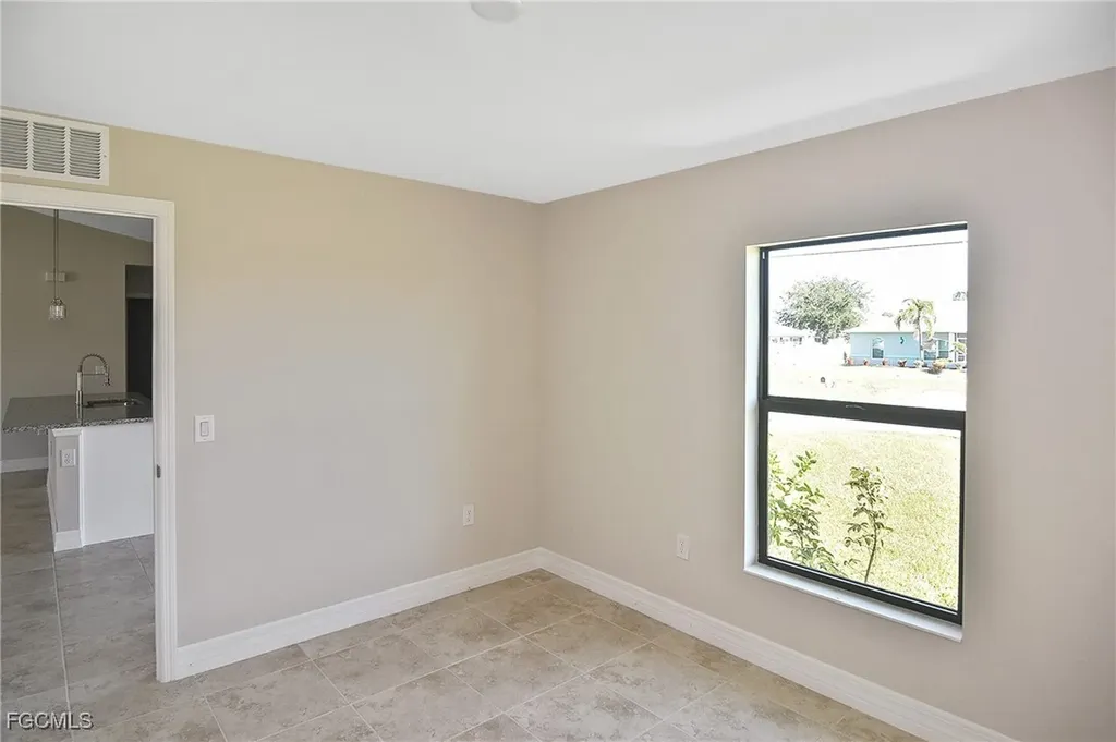 1820 NW 21st Street Cape Coral FL 33993