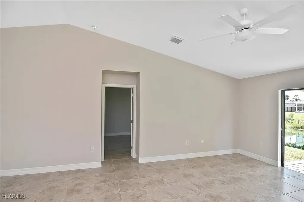 1820 NW 21st Street Cape Coral FL 33993