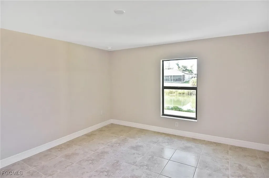 1820 NW 21st Street Cape Coral FL 33993