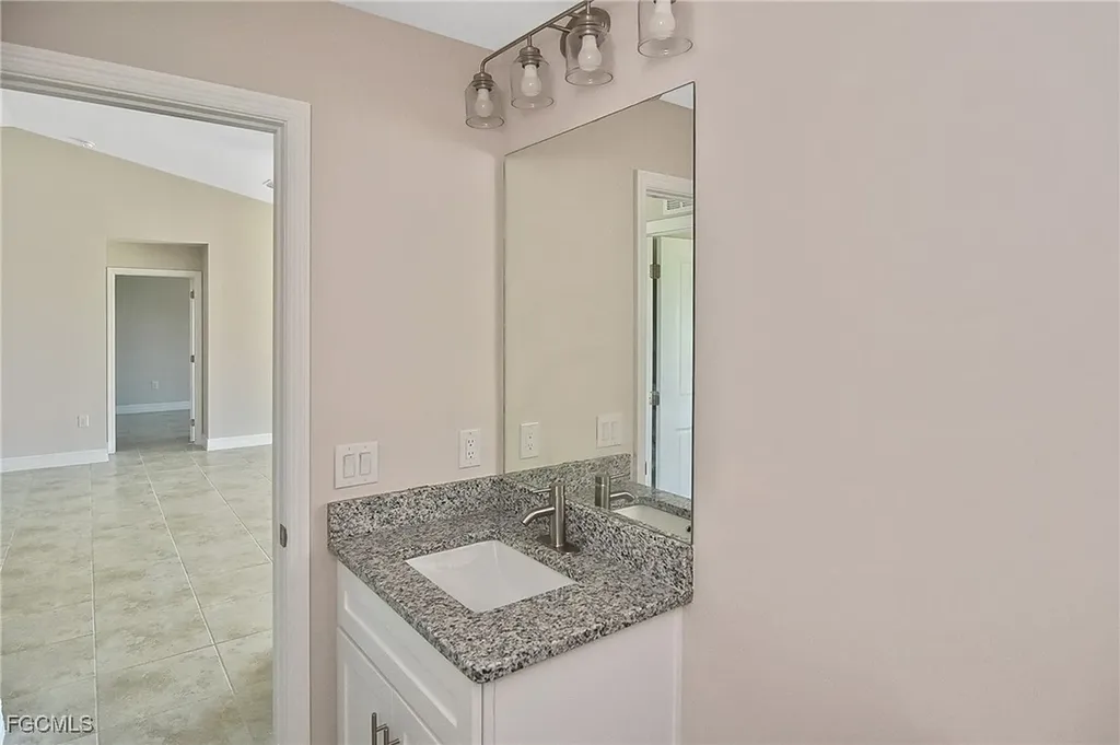 1820 NW 21st Street Cape Coral FL 33993