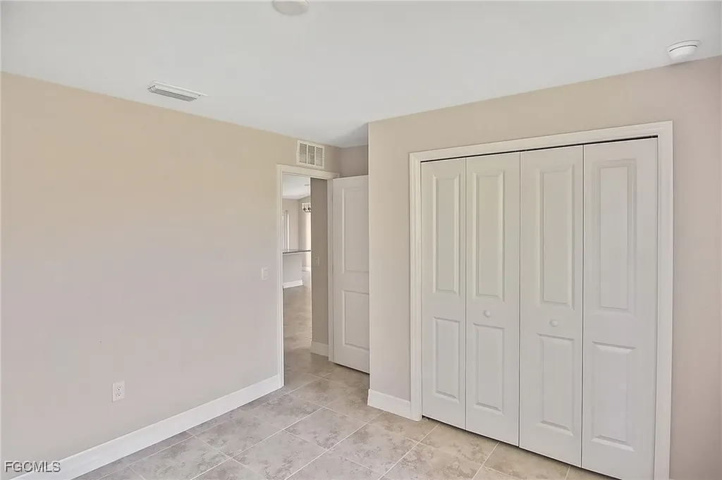 1820 NW 21st Street Cape Coral FL 33993