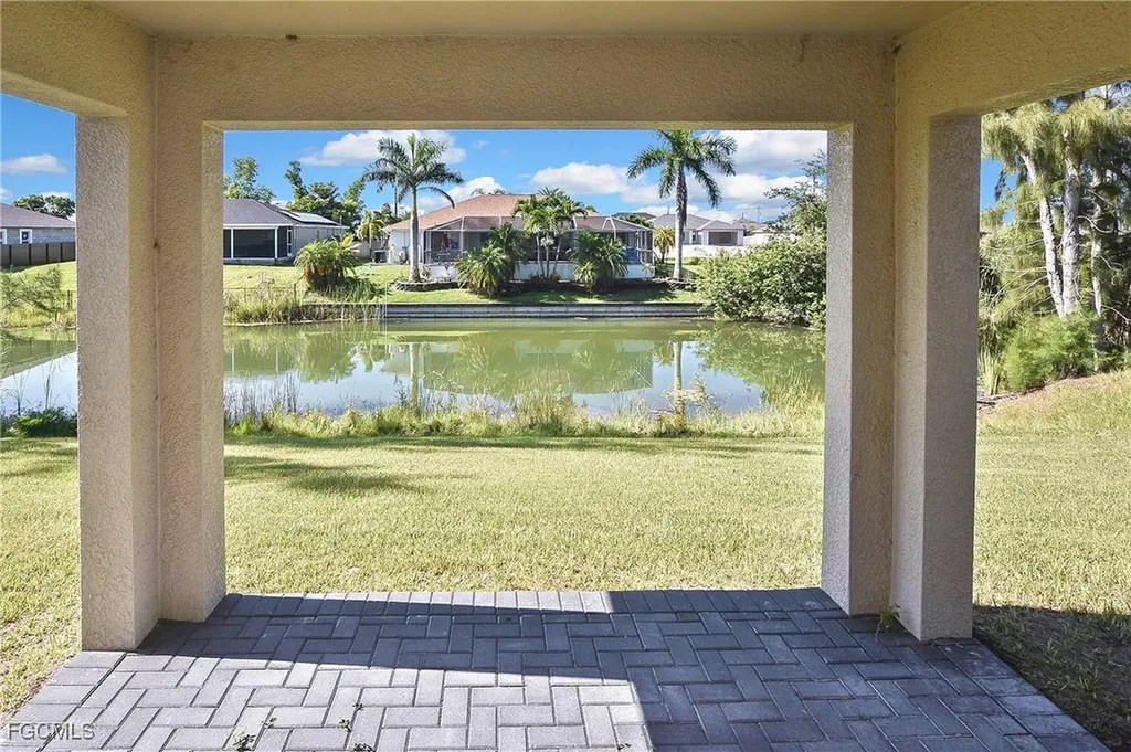 1820 NW 21st Street Cape Coral FL 33993