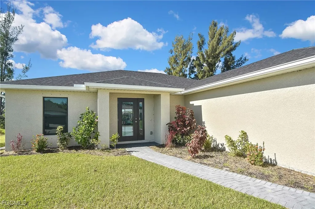 1820 NW 21st Street Cape Coral FL 33993