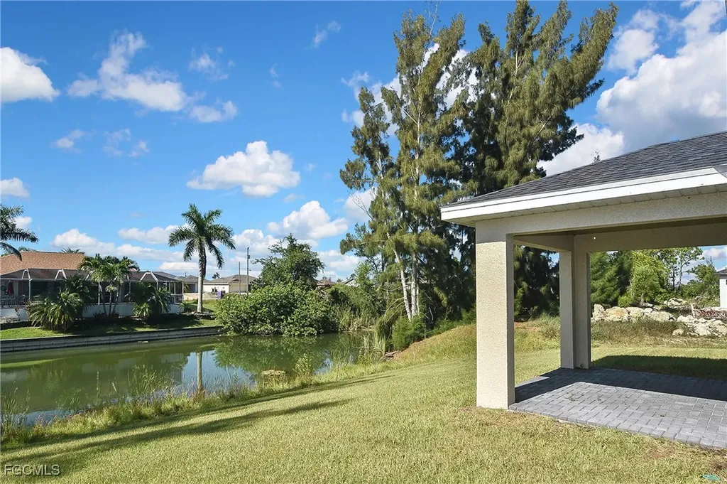 1820 NW 21st Street Cape Coral FL 33993