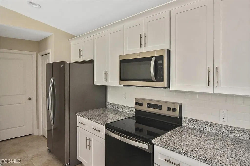 1820 NW 21st Street Cape Coral FL 33993