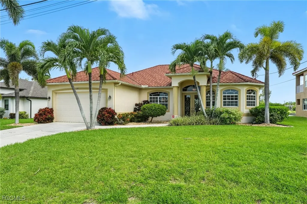 227 SW 28th Terrace Cape Coral FL 33914