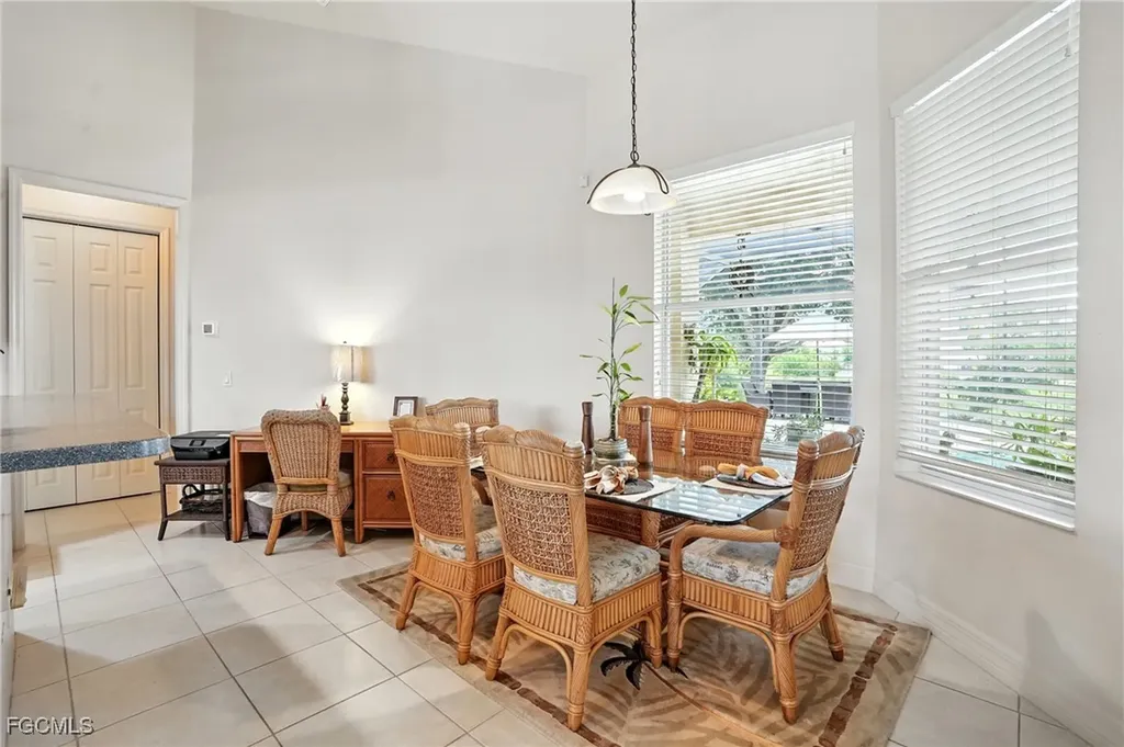 227 SW 28th Terrace Cape Coral FL 33914