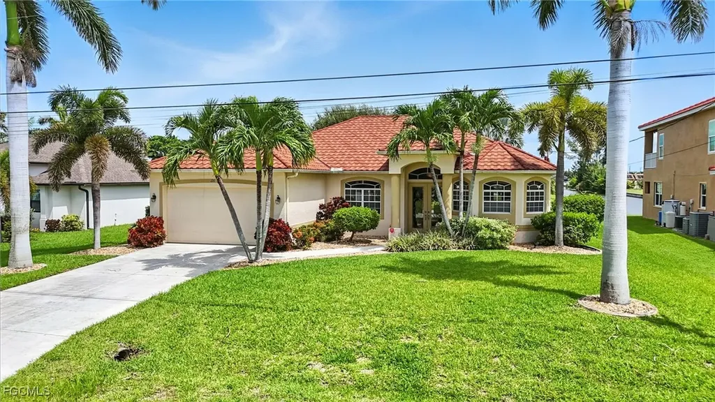 227 SW 28th Terrace Cape Coral FL 33914
