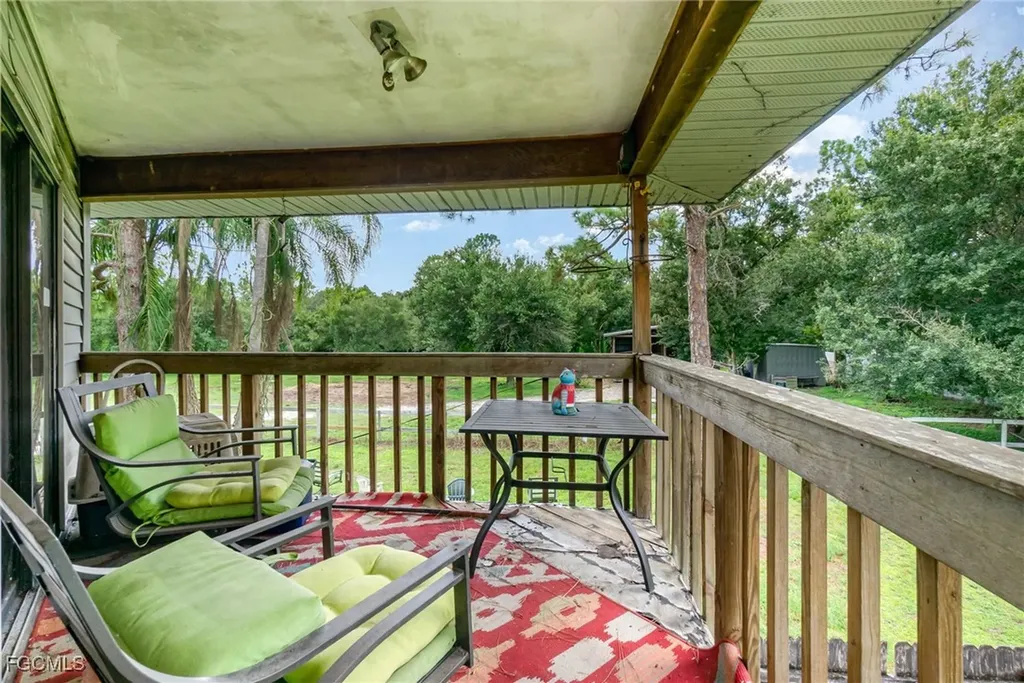 19201 Matt Road North Fort Myers FL 33917