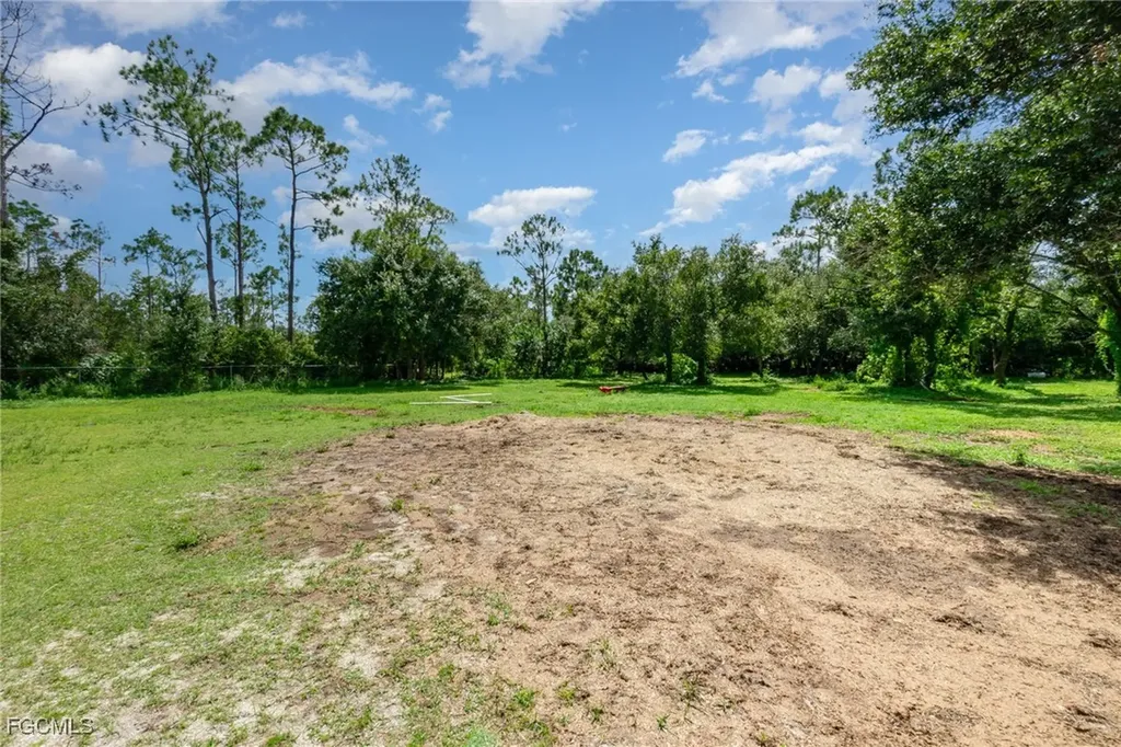19201 Matt Road North Fort Myers FL 33917