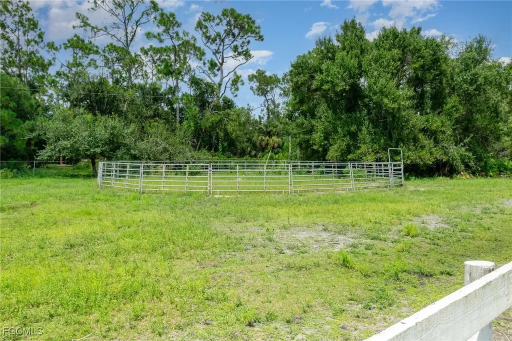 19201 Matt Road North Fort Myers FL 33917