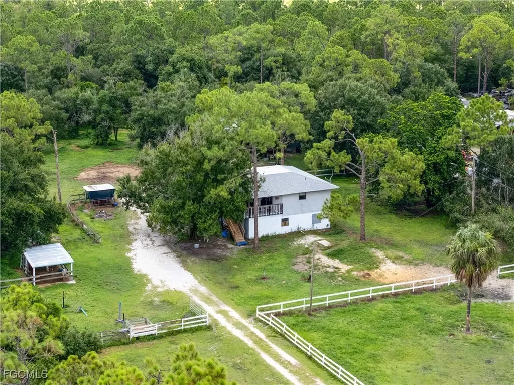 19201 Matt Road North Fort Myers FL 33917