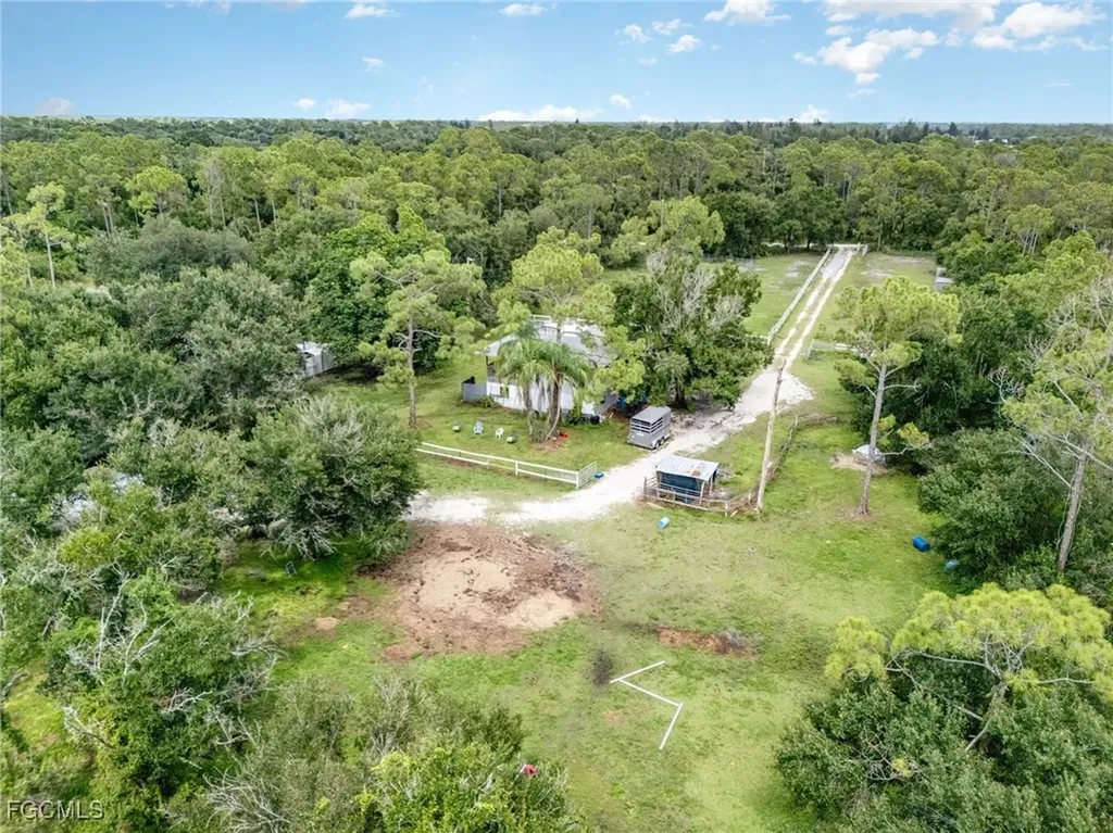 19201 Matt Road North Fort Myers FL 33917