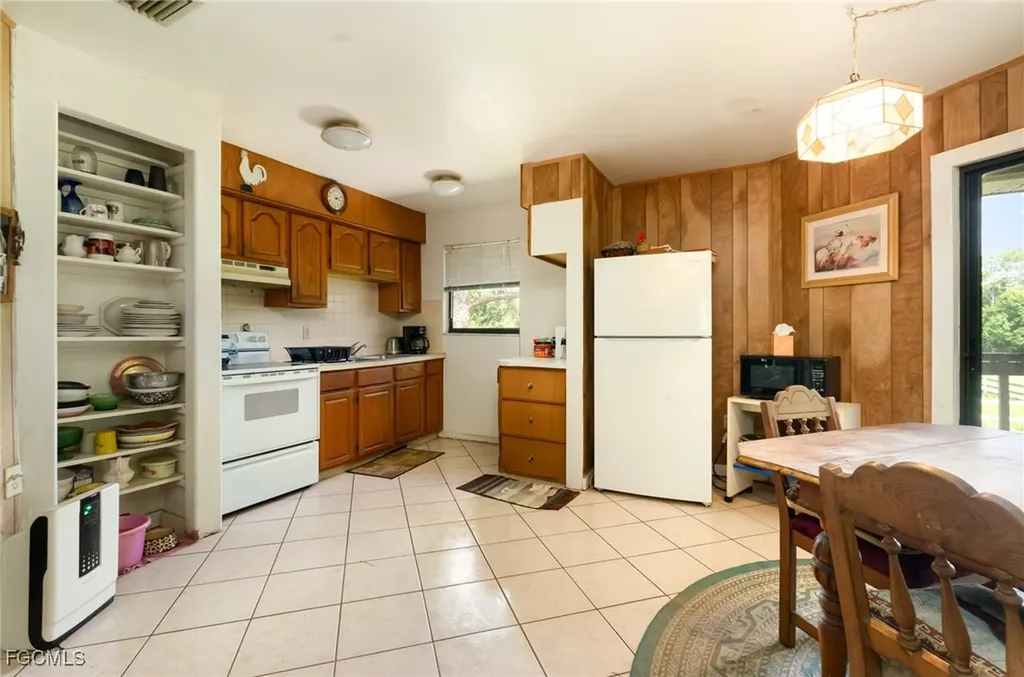 19201 Matt Road North Fort Myers FL 33917