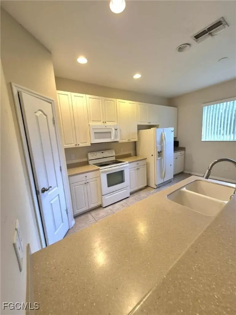 10210 Tin Maple Drive Estero FL 33928