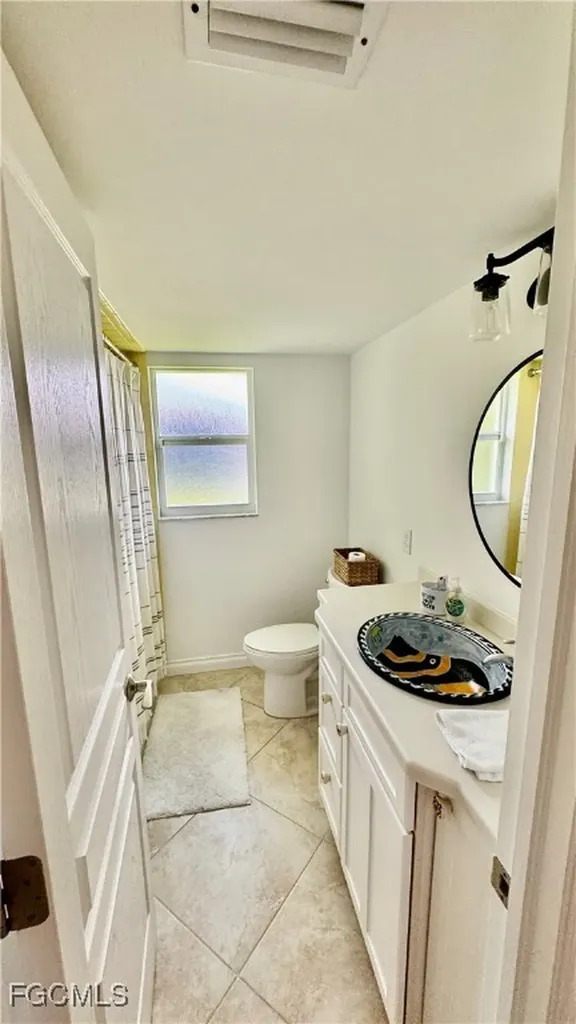 1927 SE 10th Street Cape Coral FL 33990