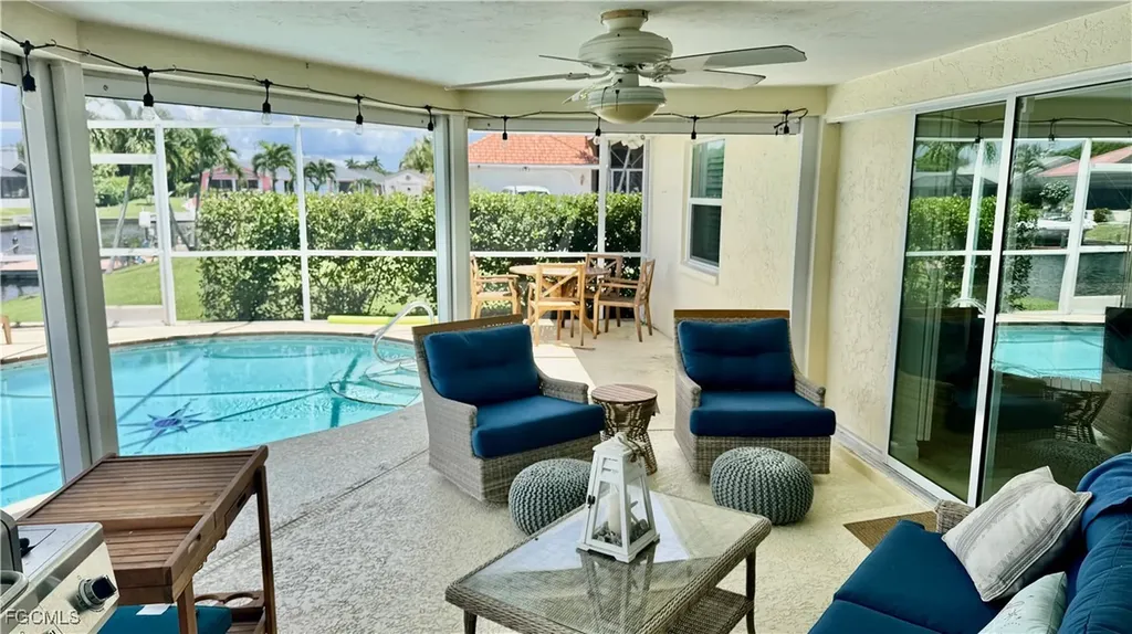 1927 SE 10th Street Cape Coral FL 33990