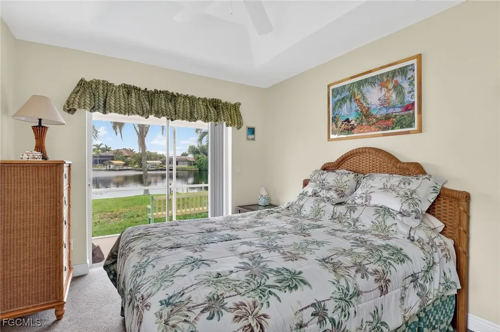 3318 SW 2nd Street Cape Coral FL 33991